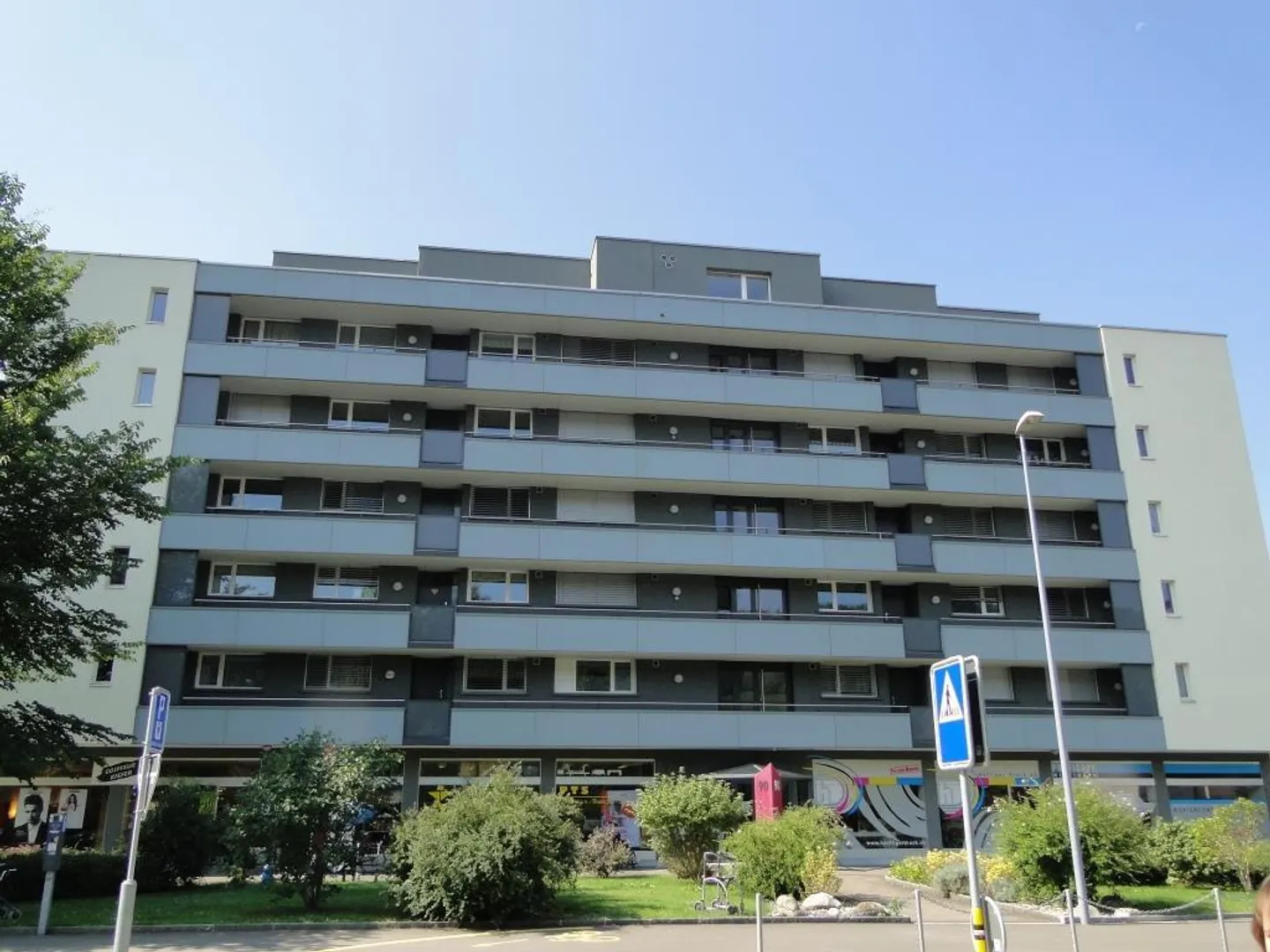 Beautiful single apartment with large sunny balcony on the 3rd floor - Photo 1 of 7