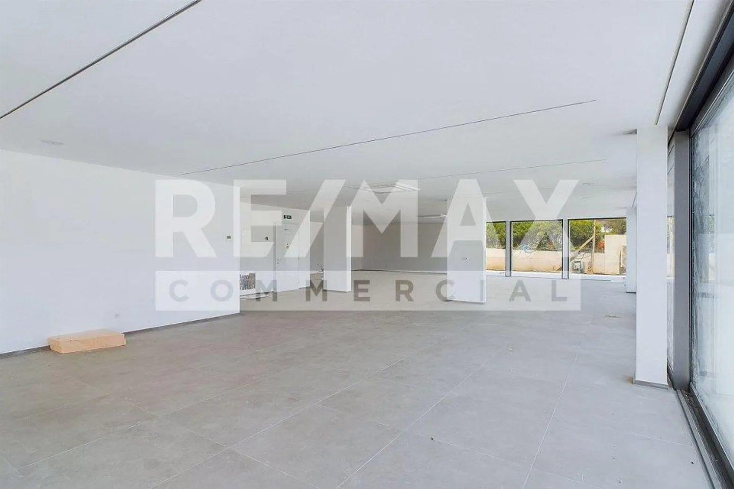 Nouvelle propriété de rendement dans un emplacement stratégique - Photo 12 sur 13