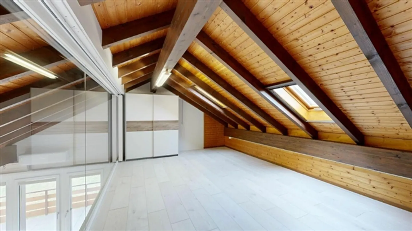 «Mediterranes Wohngefühl in Vallamand - Maisonette mit Galerie & Seepanorama» - Foto 14 von 20