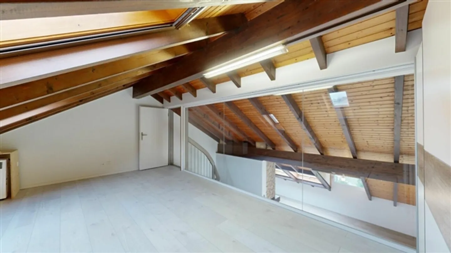 «Mediterranes Wohngefühl in Vallamand - Maisonette mit Galerie & Seepanorama» - Foto 15 von 20