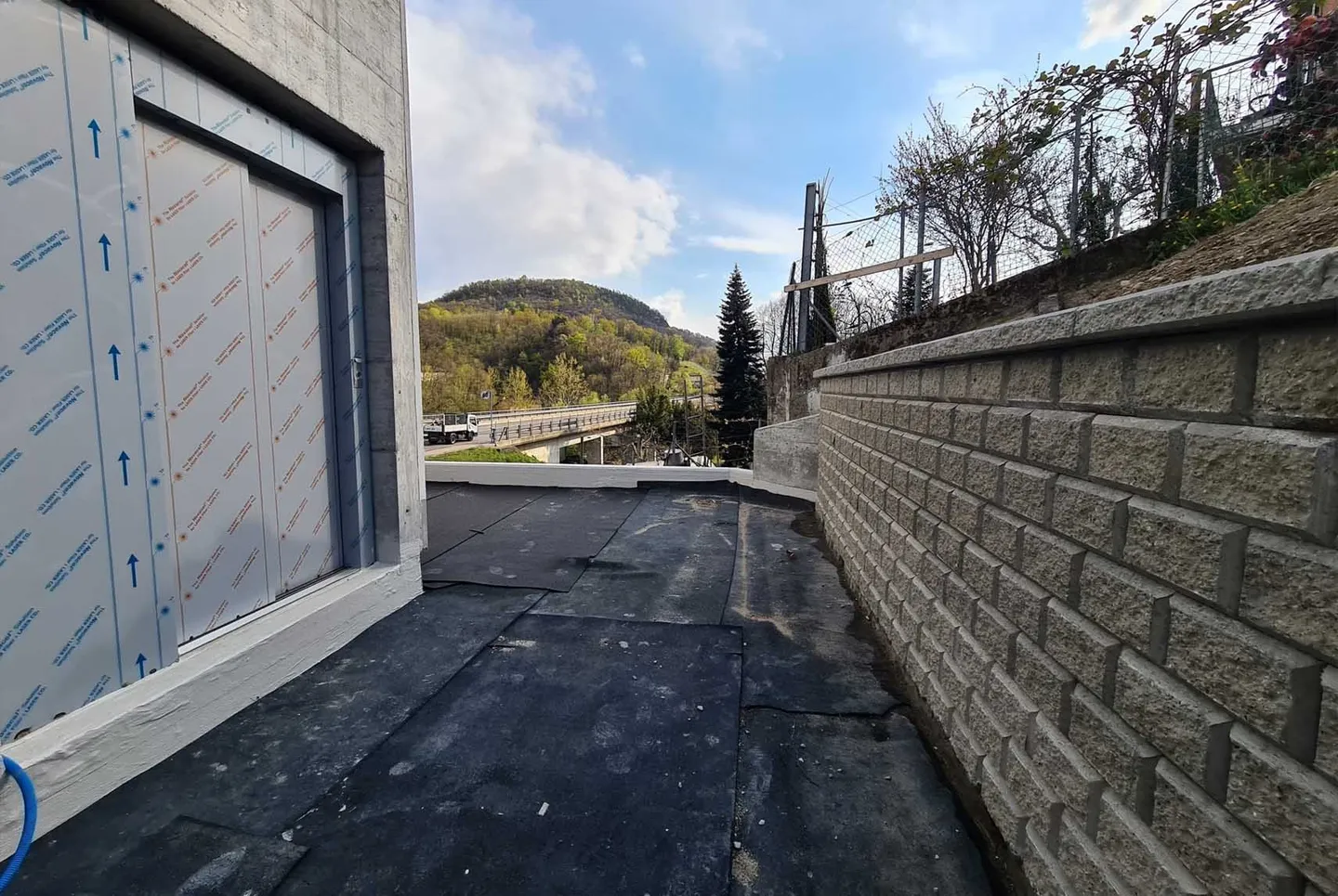 New and spacious commercial property Open-Space in Taverne - Photo 3 of 5