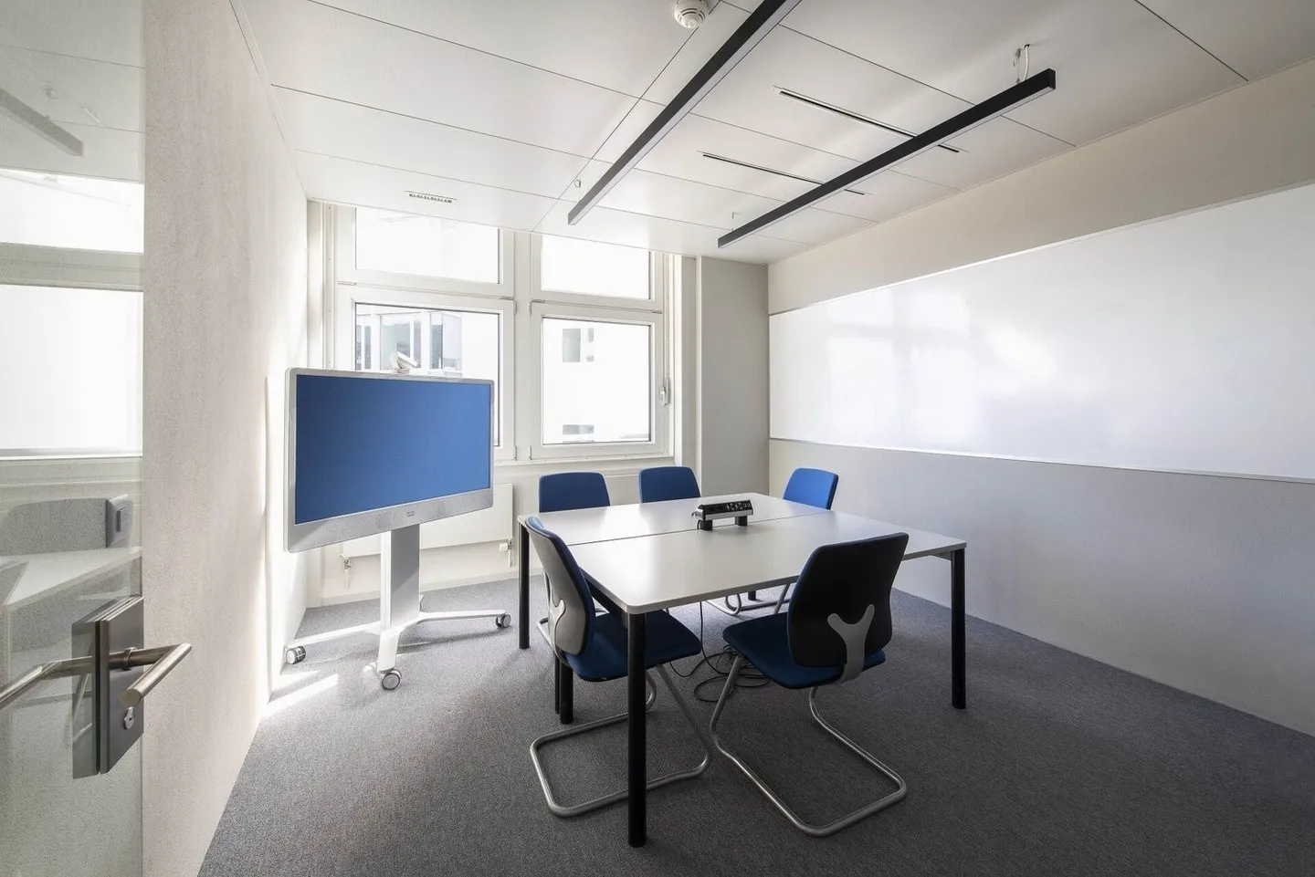 Experience More - DUPLEX Baden - Photo 2 of 11