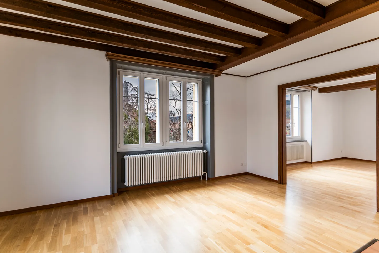 Bellissimo fascino per questo appartamento di 5,5 stanze - Foto 2 di 11