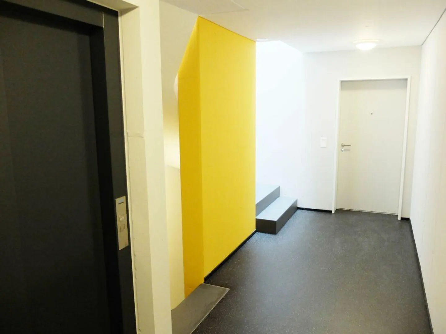 Bright 3.5-room penthouse apartment with south-facing orientation - Photo 11 of 11
