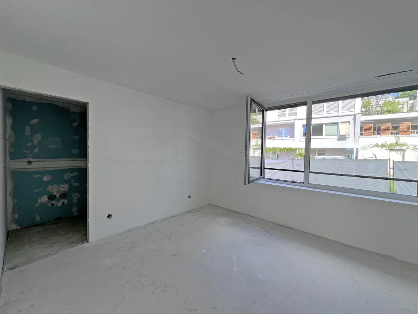 Appartement 4.5 pièces avec élégance architecturale, à 2 pas du centre-ville - Photo 8 sur 13