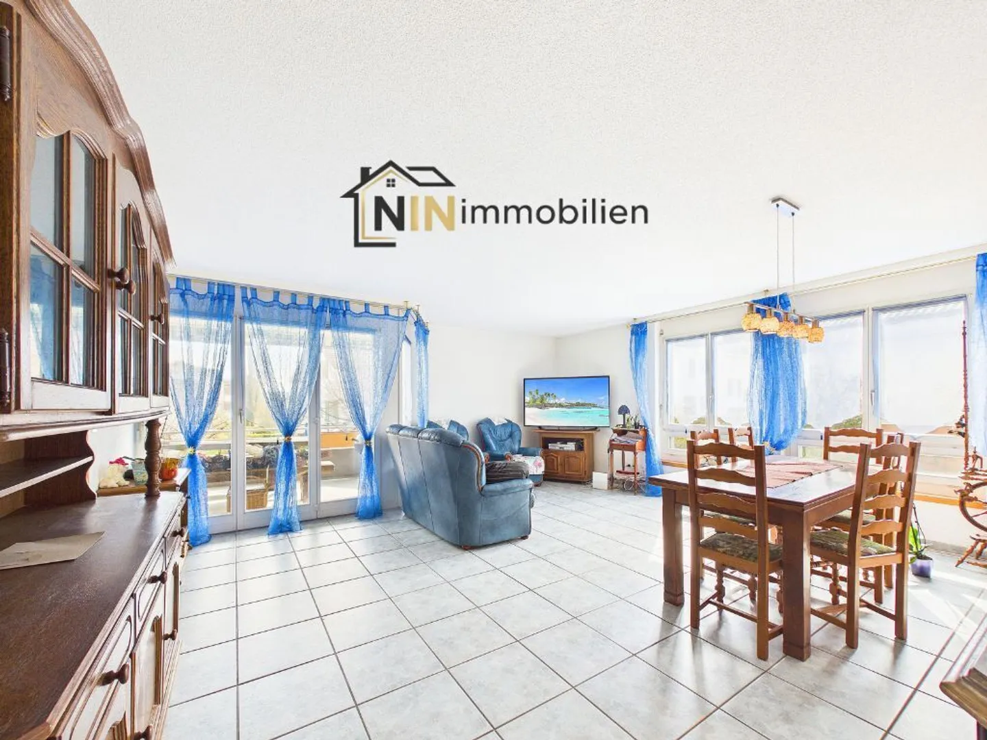 Apartment - Photo 2 of 8