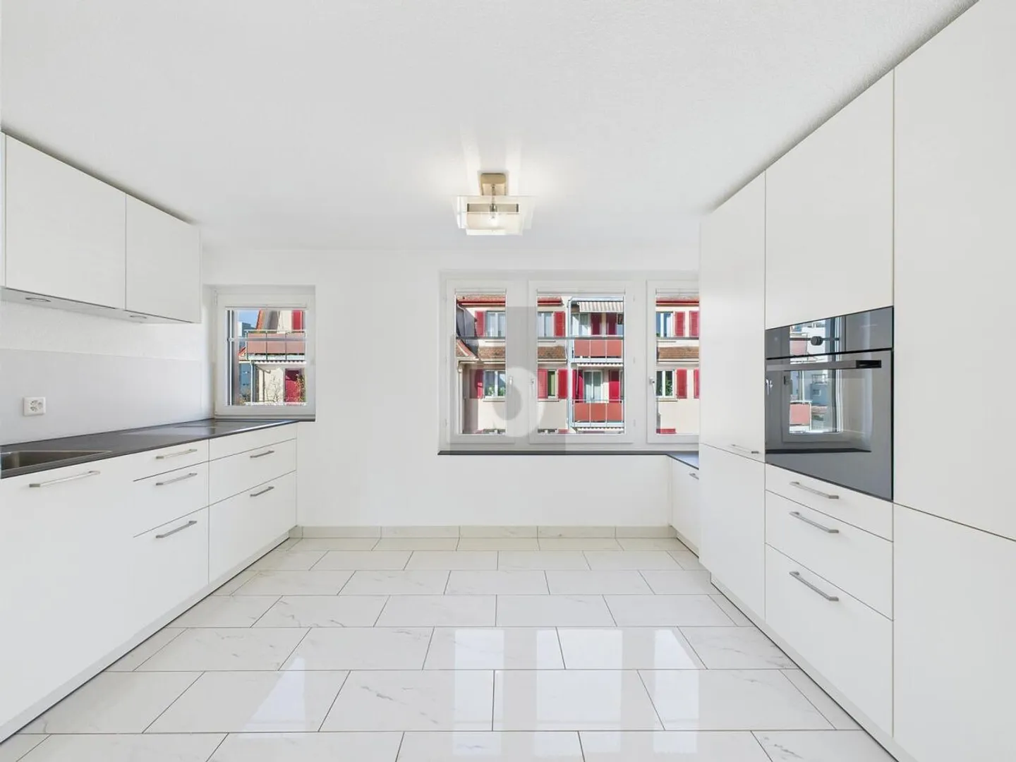 CHARMANT, MIT EIGENER KLIMAANLAGE - Foto 3 von 6