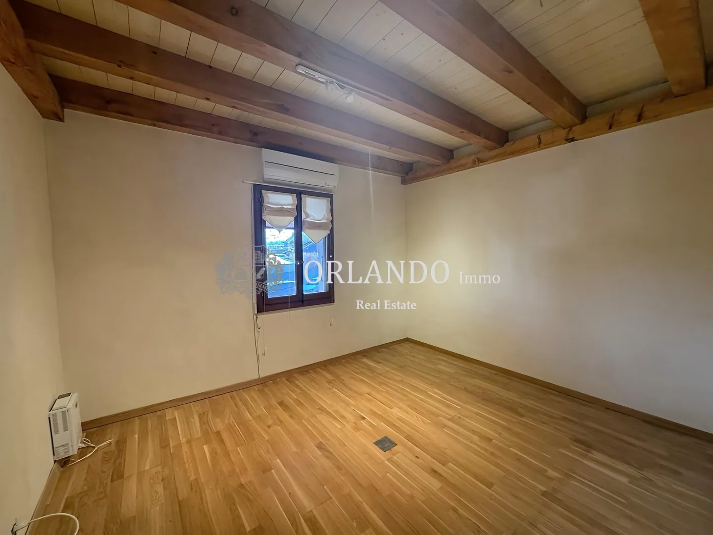 Casa singola in affitto - Foto 13 di 17