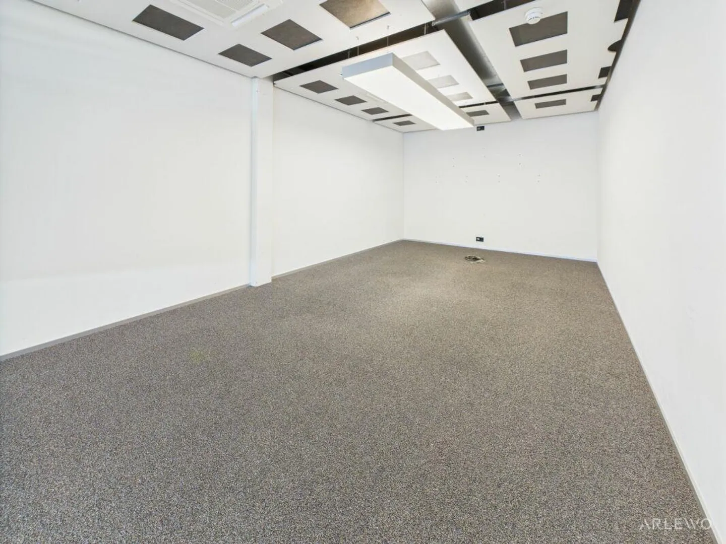 Einmaliges Büroattikageschoss in Cham - Foto 4 von 12