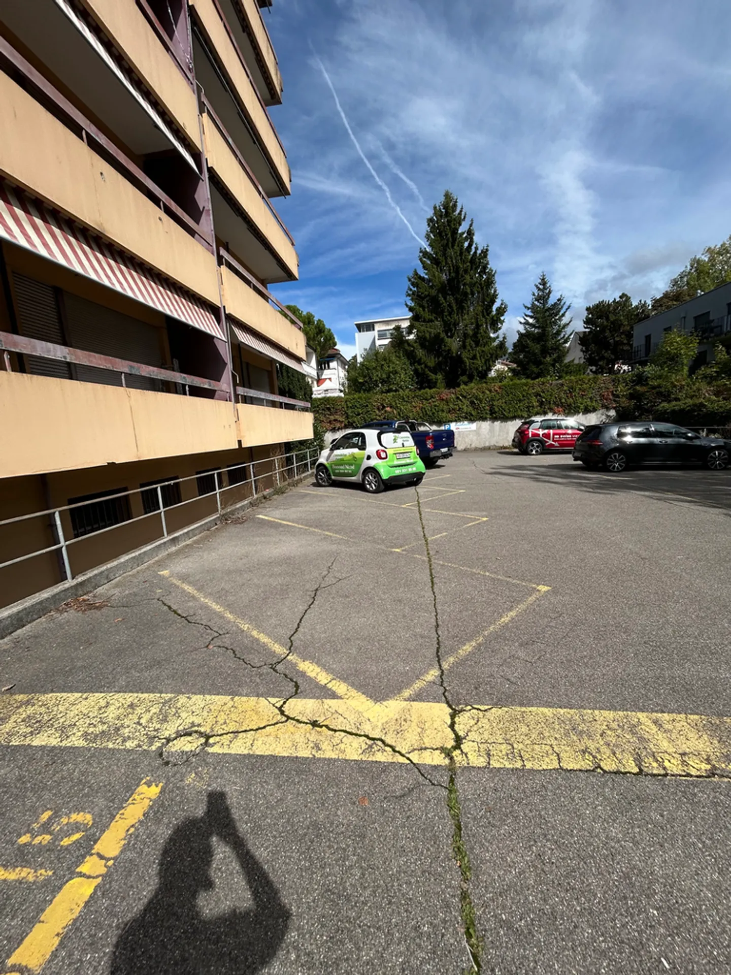 Posti auto esterni disponibili - Foto 2 di 3