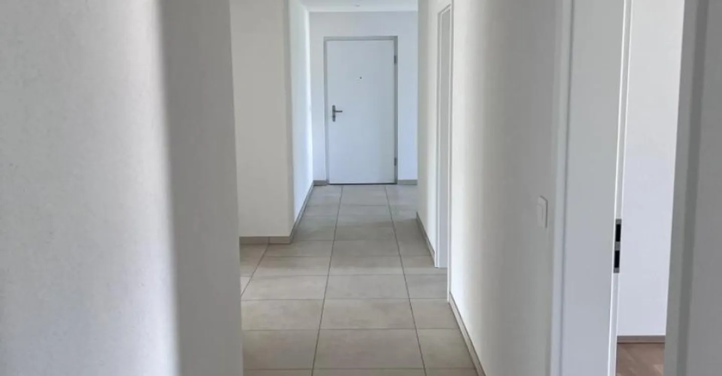 Courrendlin - Modern 4.5 Room Apartments - Photo 4 of 11