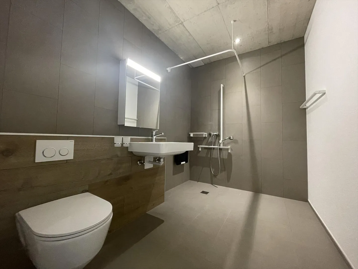 Appartement 2.5 pièces - Photo 6 sur 9