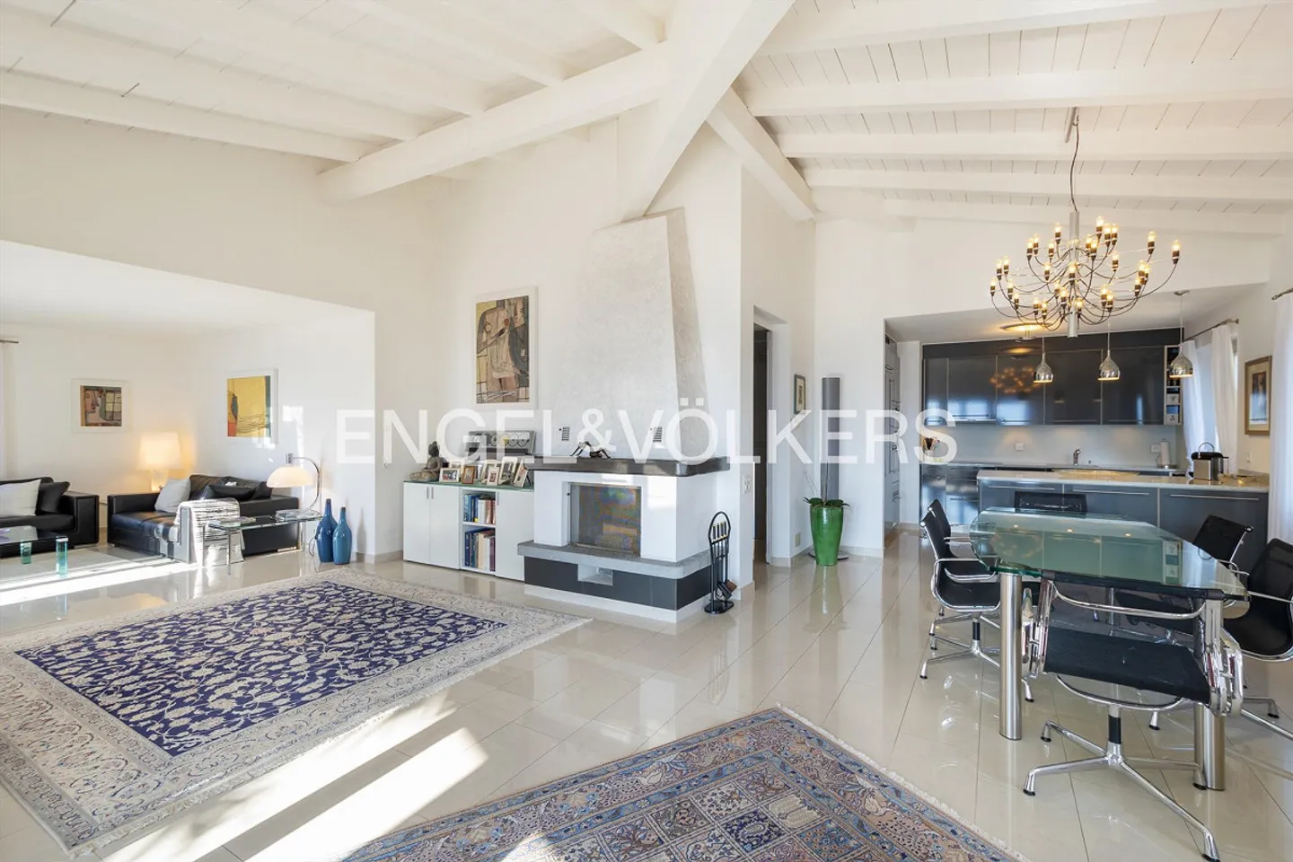 Beautiful Villa Frank with Lake View (46) - Photo 4 of 16