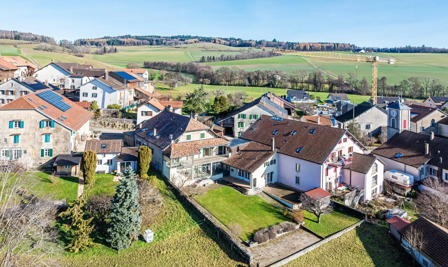 Grande casa familiare con annesso indipendente - Foto 2 di 13