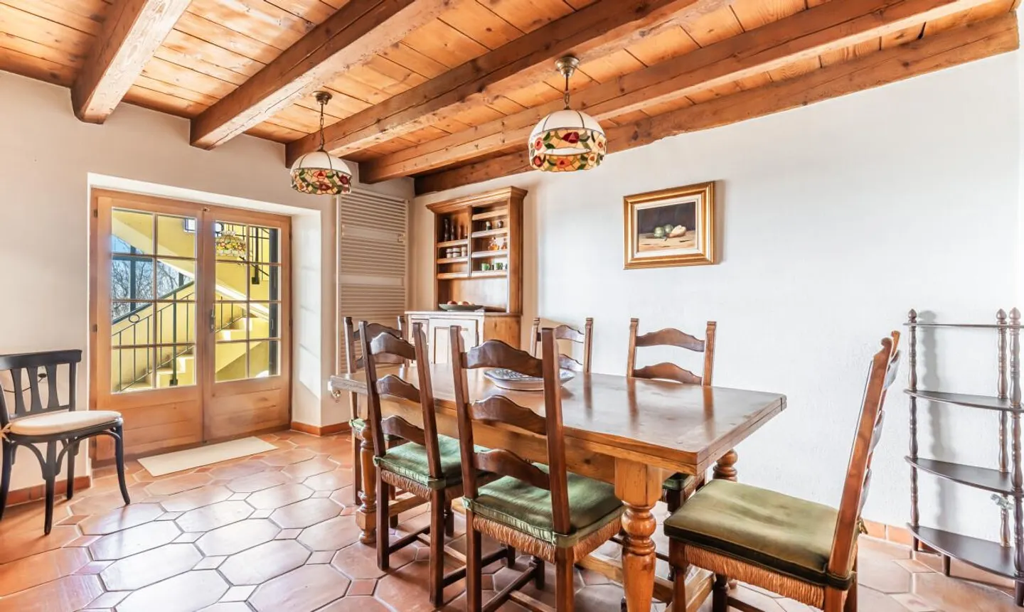 Grande casa familiare con annesso indipendente - Foto 7 di 13