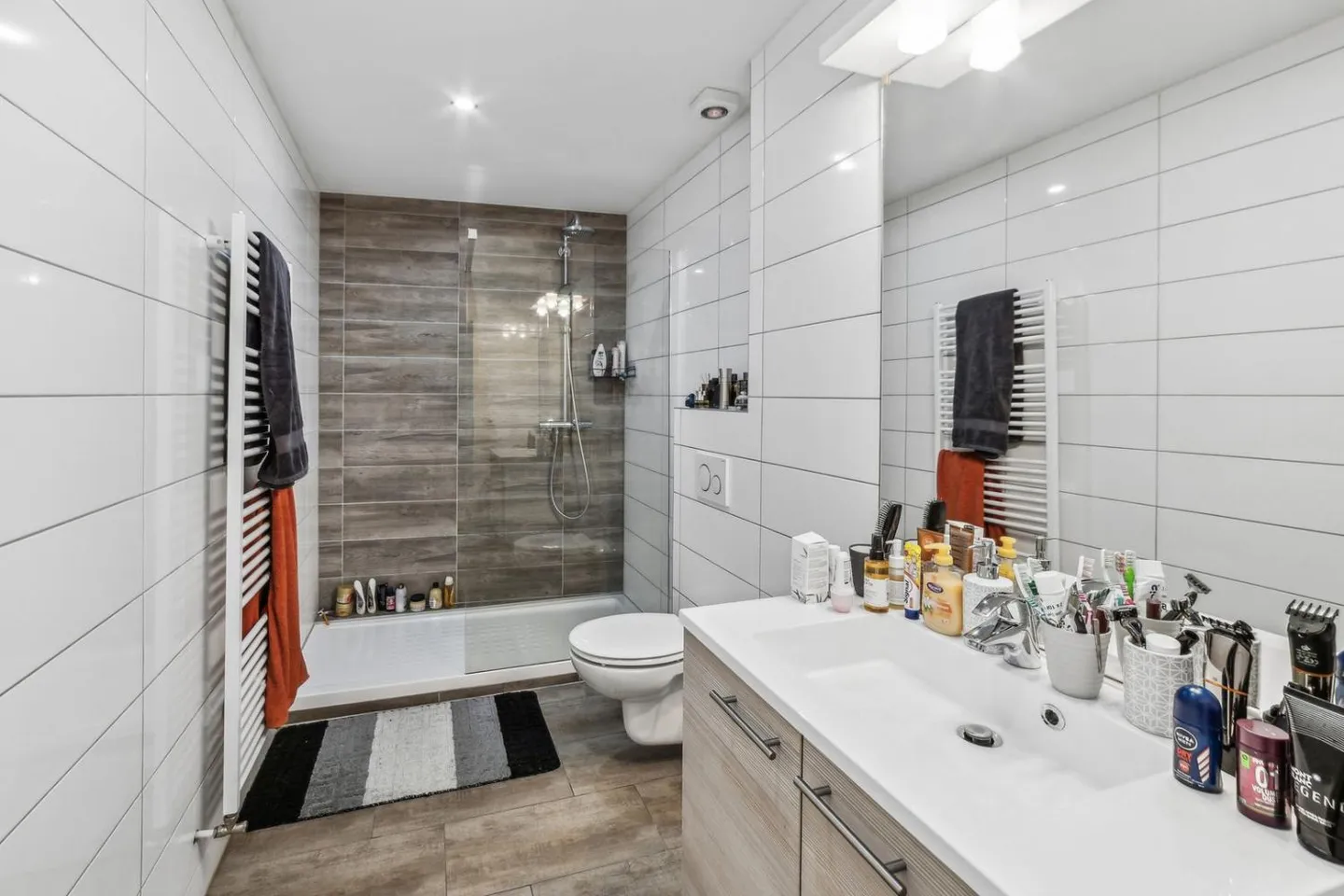 Geräumiges renoviertes Haus - Foto 6 von 9