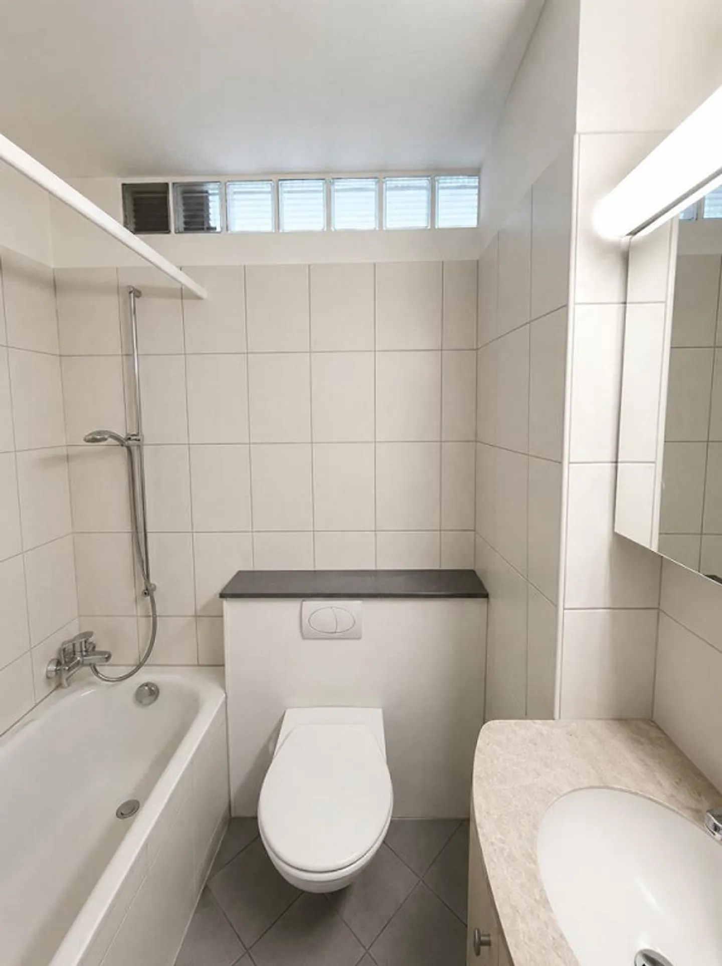 Helle 3.5-Zimmer-Wohnung in Winterthur - Foto 6 von 8