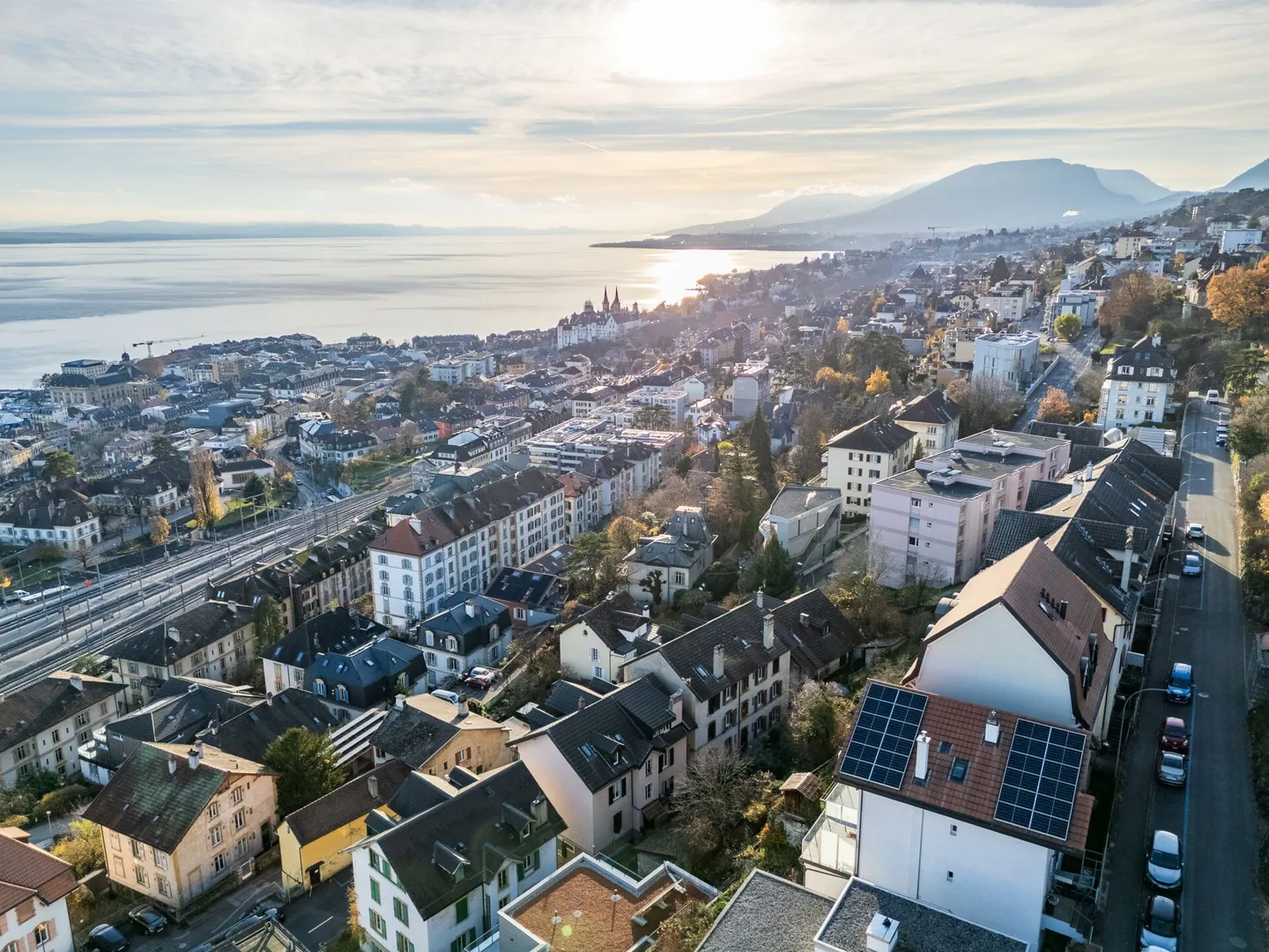 Immeuble de rendement proche de la gare à Neuchâtel - Photo 1 sur 5
