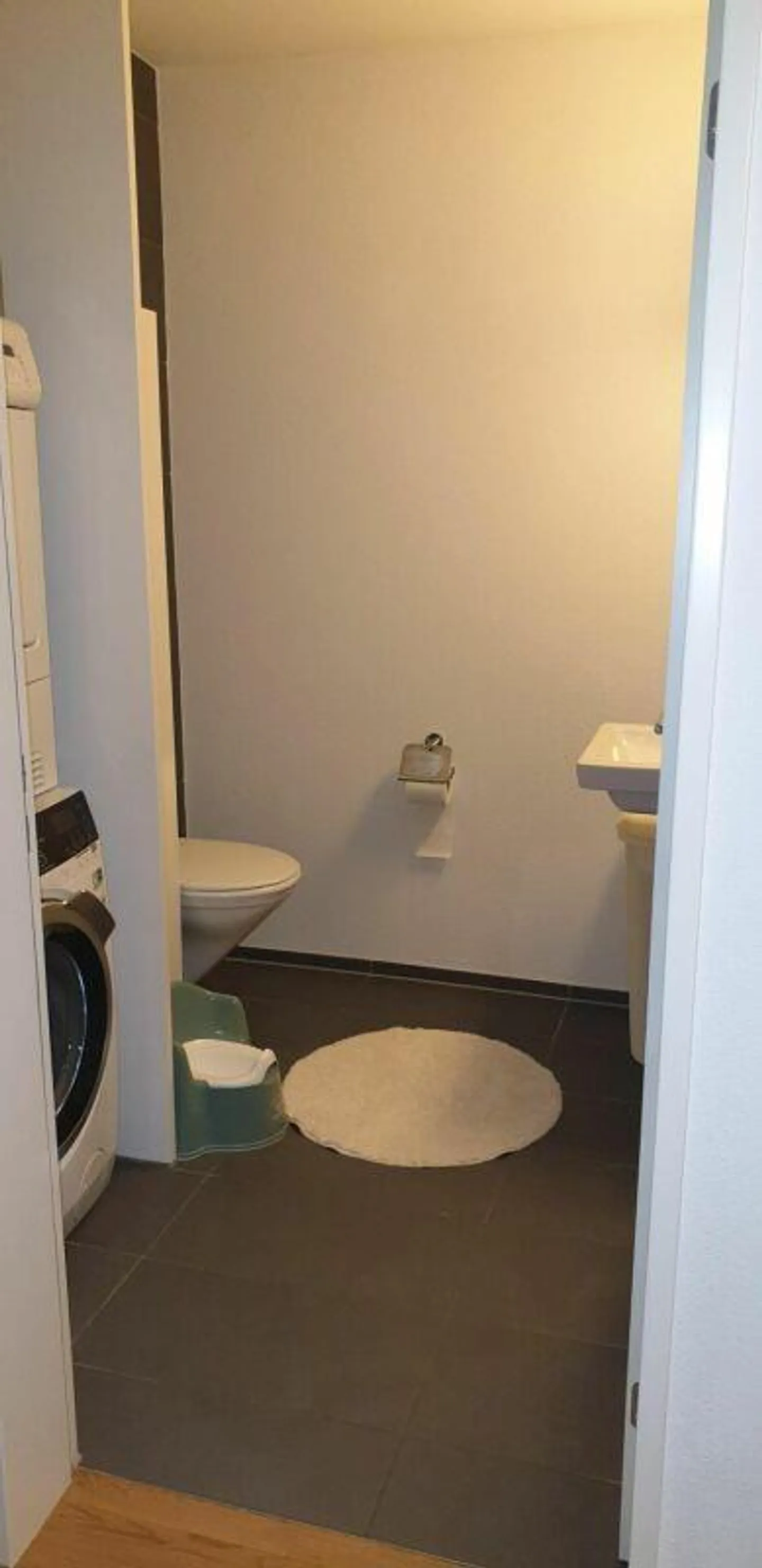 Attractive and modern 2.5-room garden apartment in Oberwinterthur - Photo 6 of 9