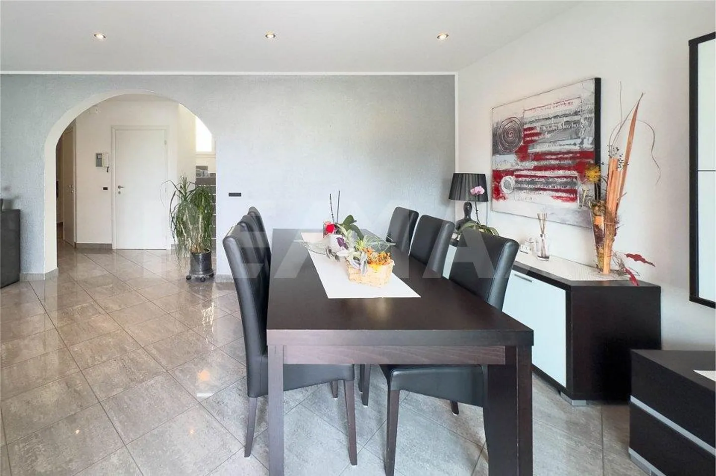 Maison unifamiliale de 6 pièces dans un emplacement pratique - Photo 9 sur 13