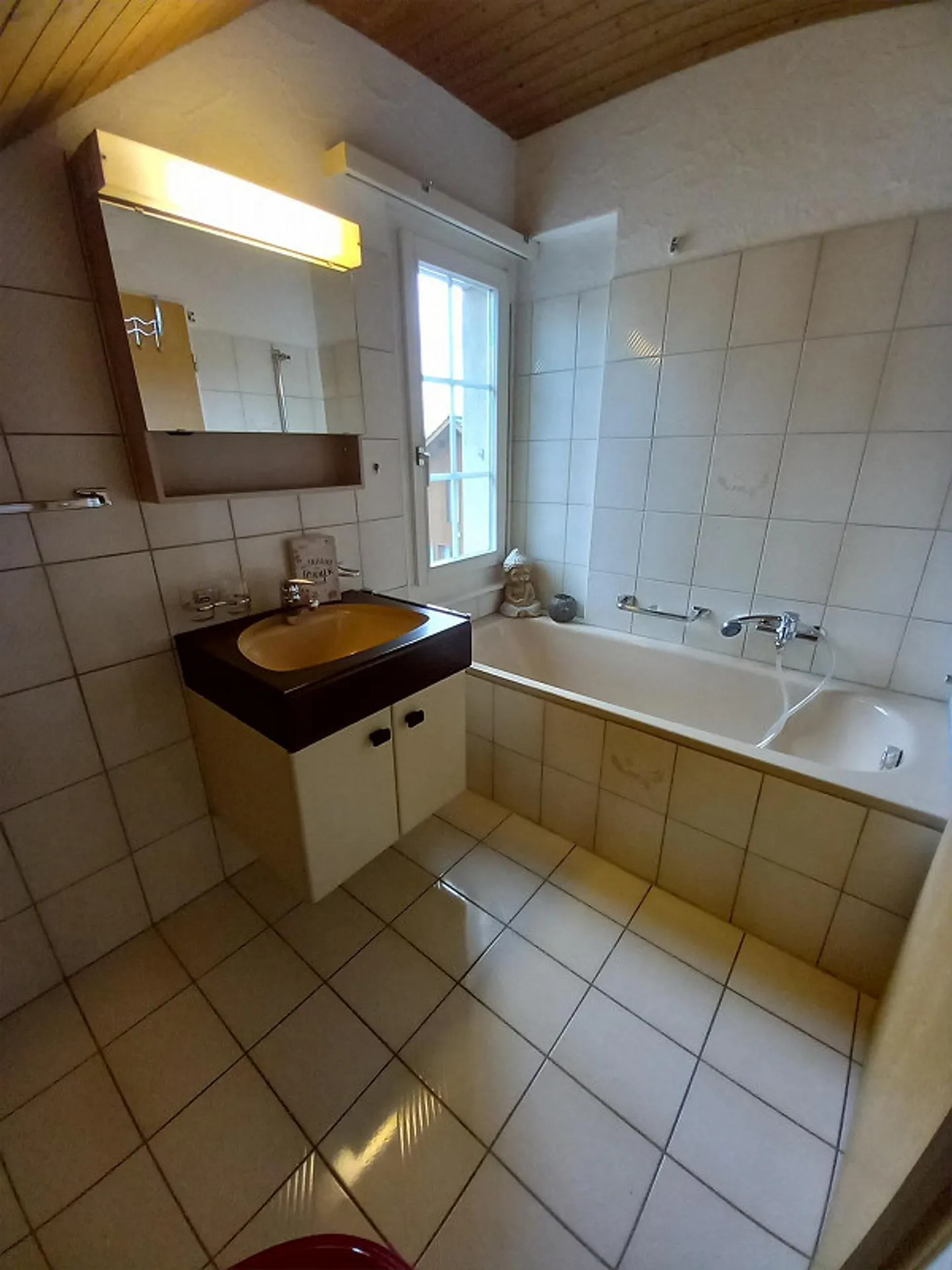 Attractive attic apartment in the village center - Photo 6 of 14
