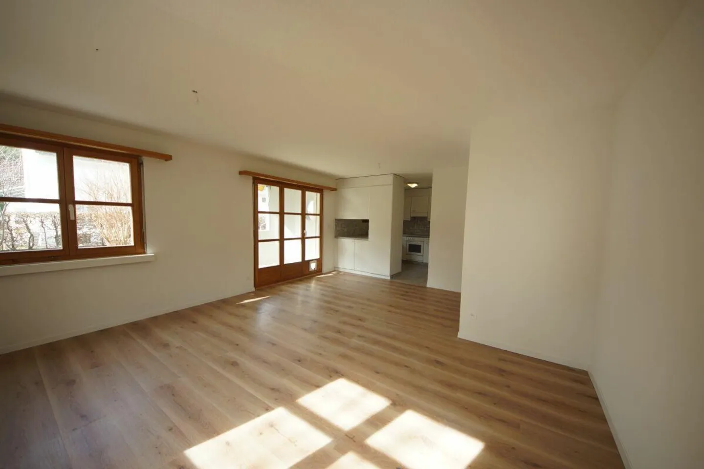 4.5-room apartment with garden seating area - Photo 4 of 12