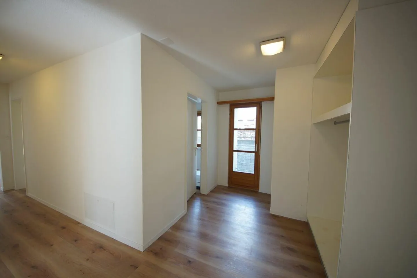 4.5-room apartment with garden seating area - Photo 8 of 12