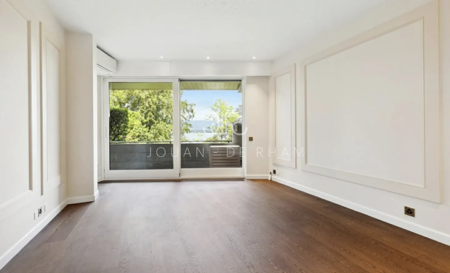 Wohnung mit Terrasse 8 Zimmer - Foto 4 von 6