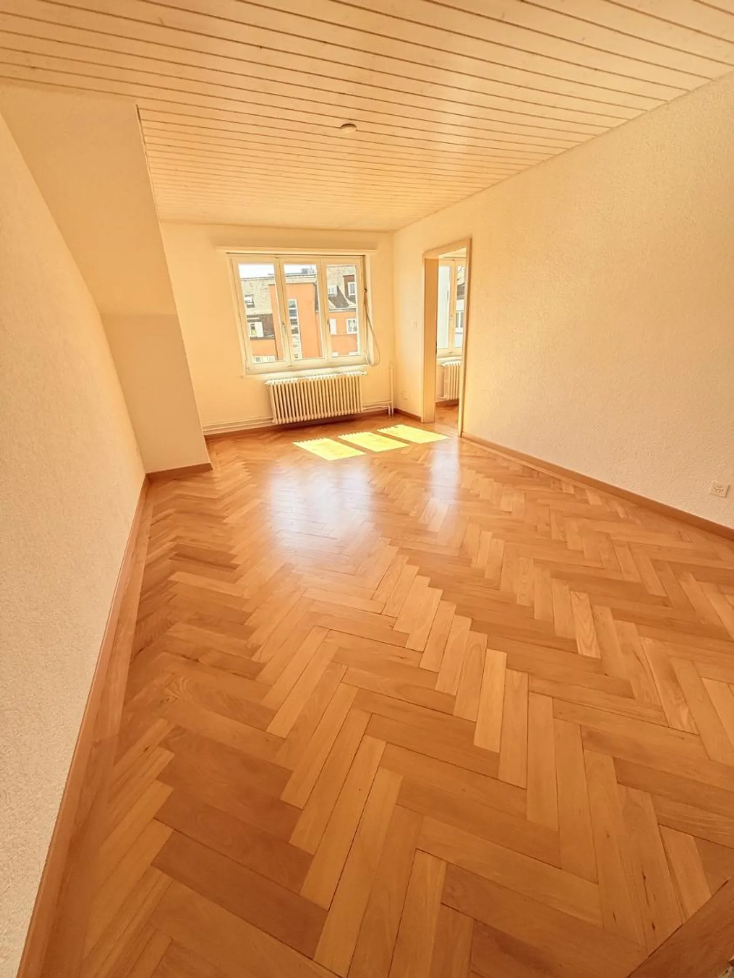 4-room apartment for rent in Zurich - Photo 1 of 7