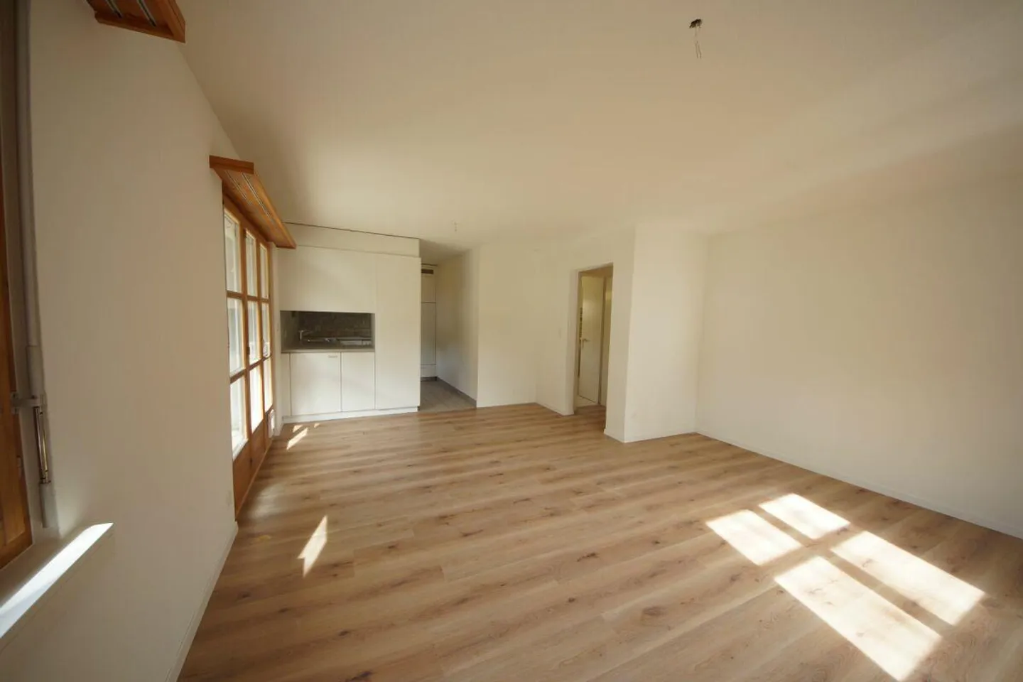 4.5-room apartment with garden seating area - Photo 10 of 12