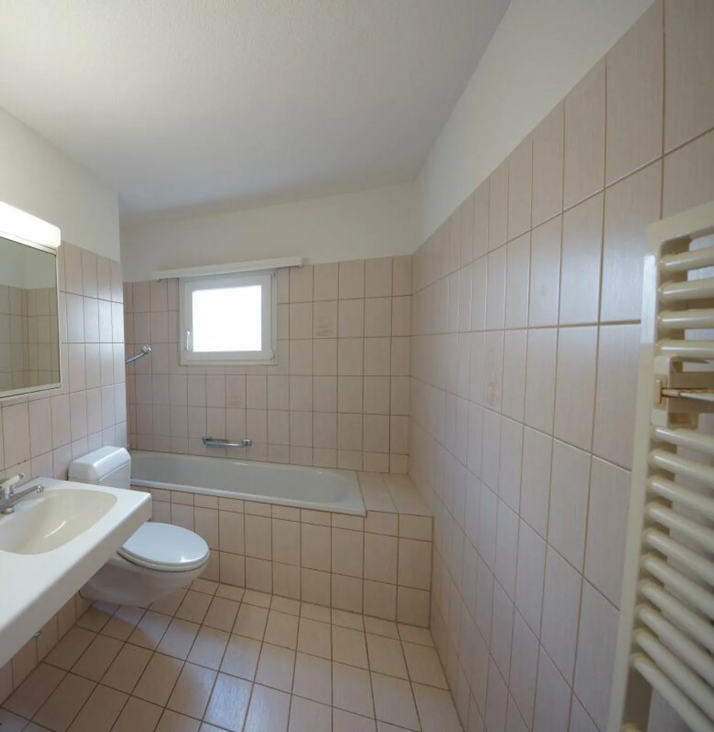 4.5-room apartment with garden seating area - Photo 11 of 12