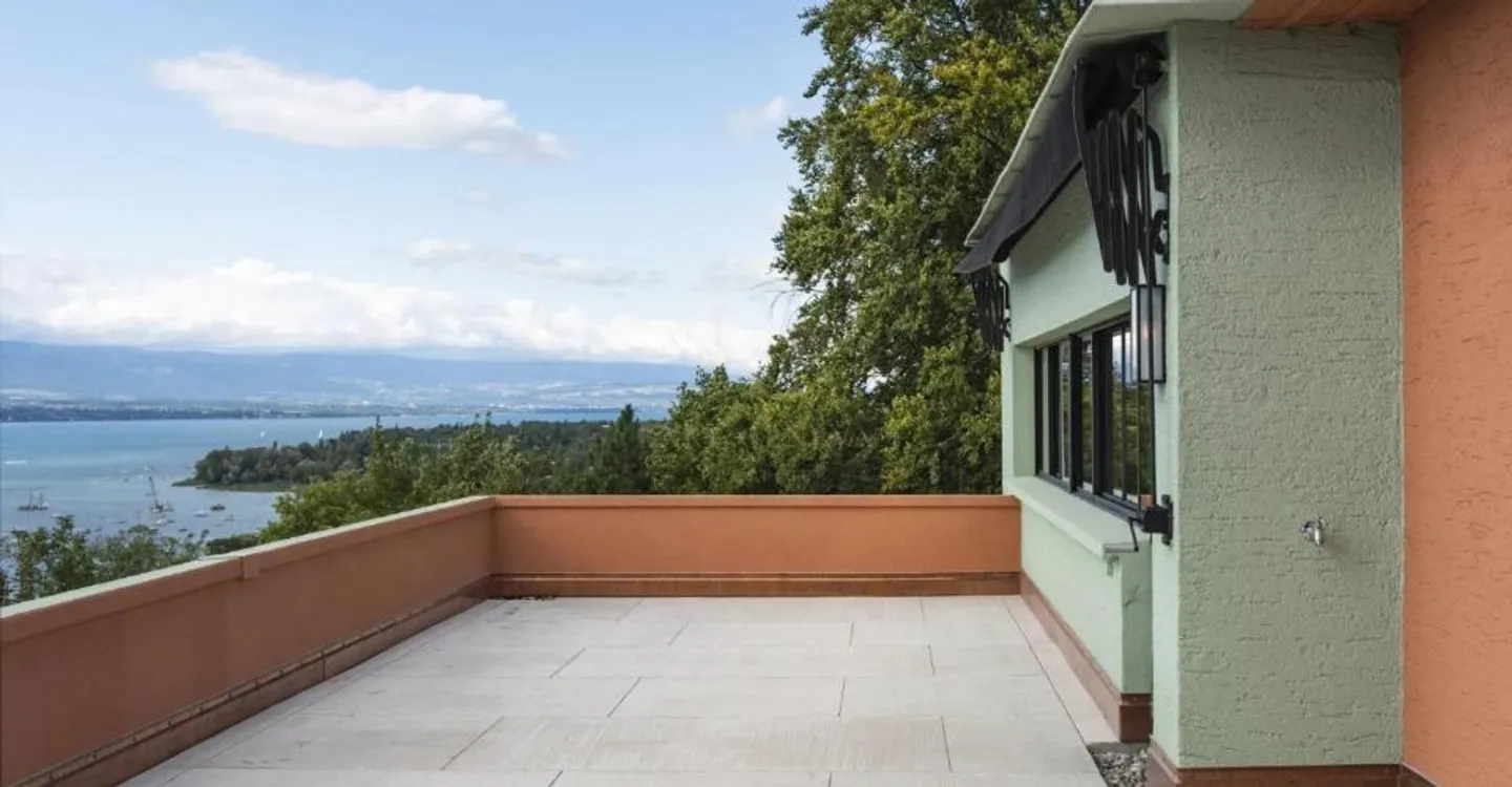 Hervorragende atypische Villa mit Blick auf den See - Foto 8 von 8