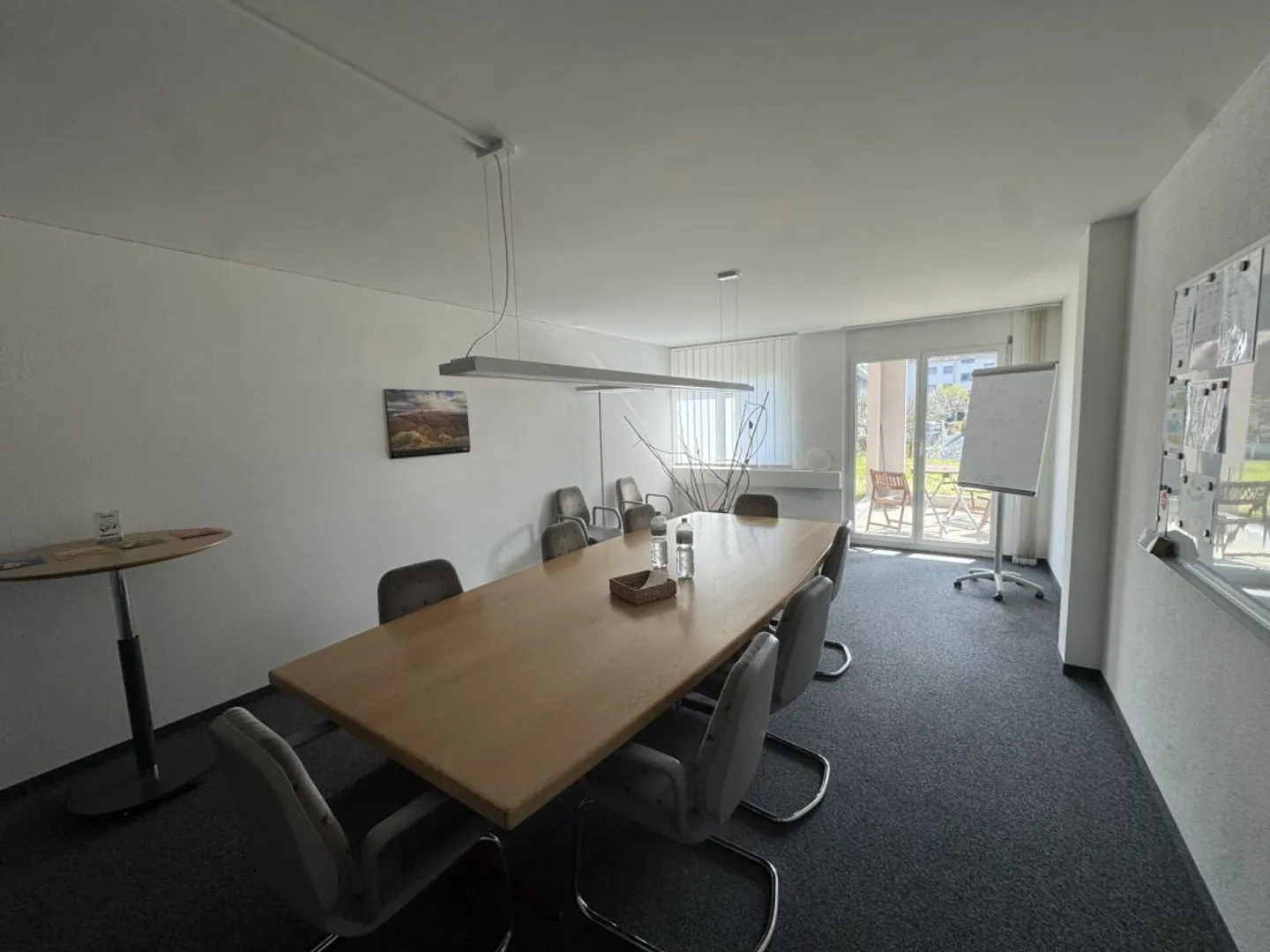 Spacious commercial space for office or practice, 238 m² - Photo 4 of 12