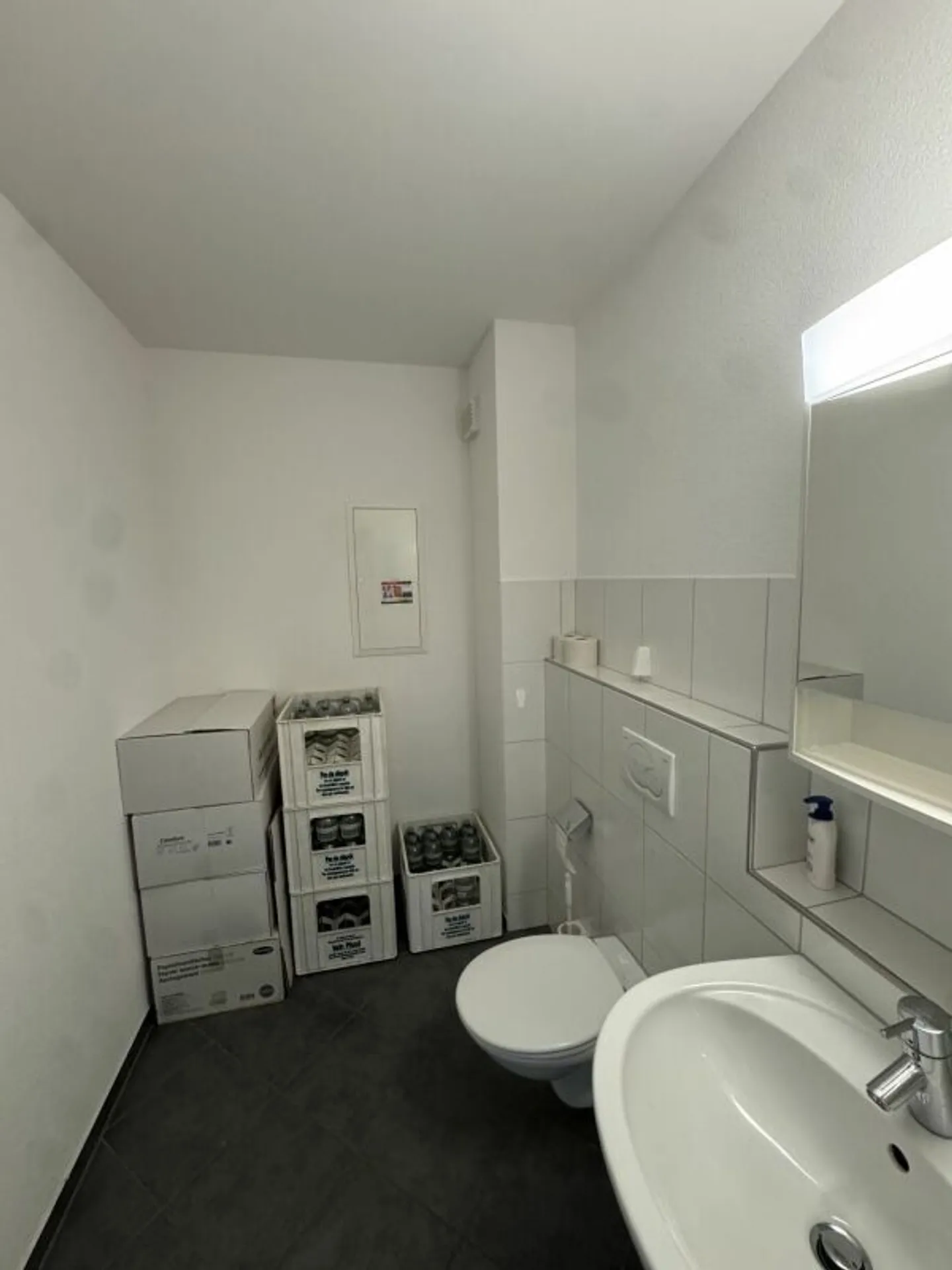 Spacious commercial space for office or practice, 238 m² - Photo 10 of 12