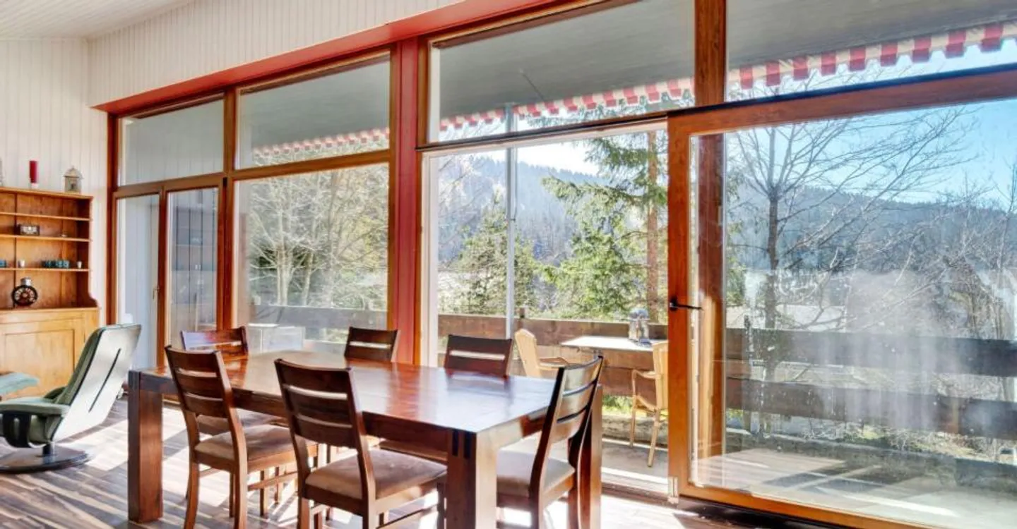 Charming Nature Chalet - Photo 2 of 11