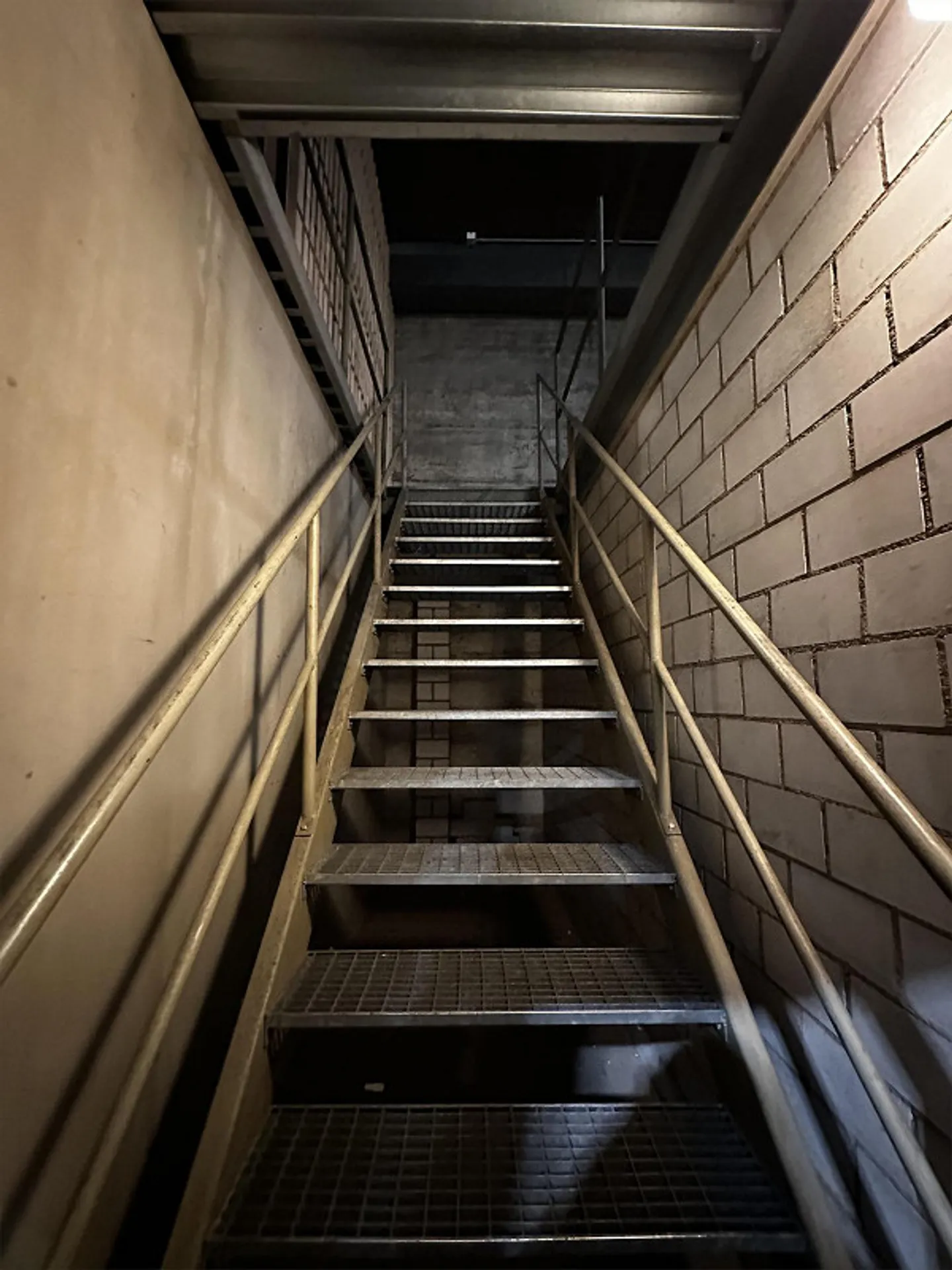 60 m² di spazio di stoccaggio in affitto? Accessibilità perfetta e posizione centrale - Foto 4 di 4