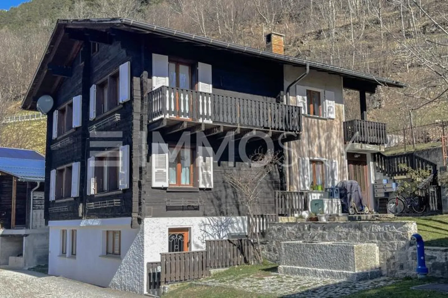 À louer ou à vivre - Maison avec 3 appartements à Osco Modrengo - Photo 1 sur 6