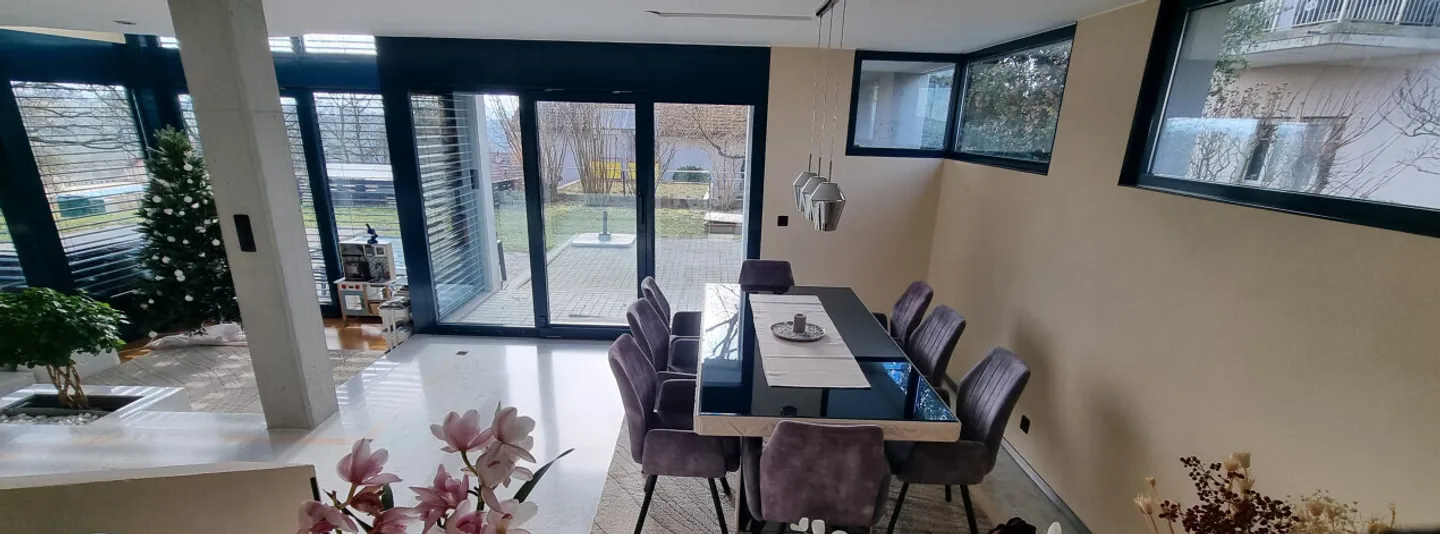 Individual villa with 7.5 rooms - Photo 2 of 13