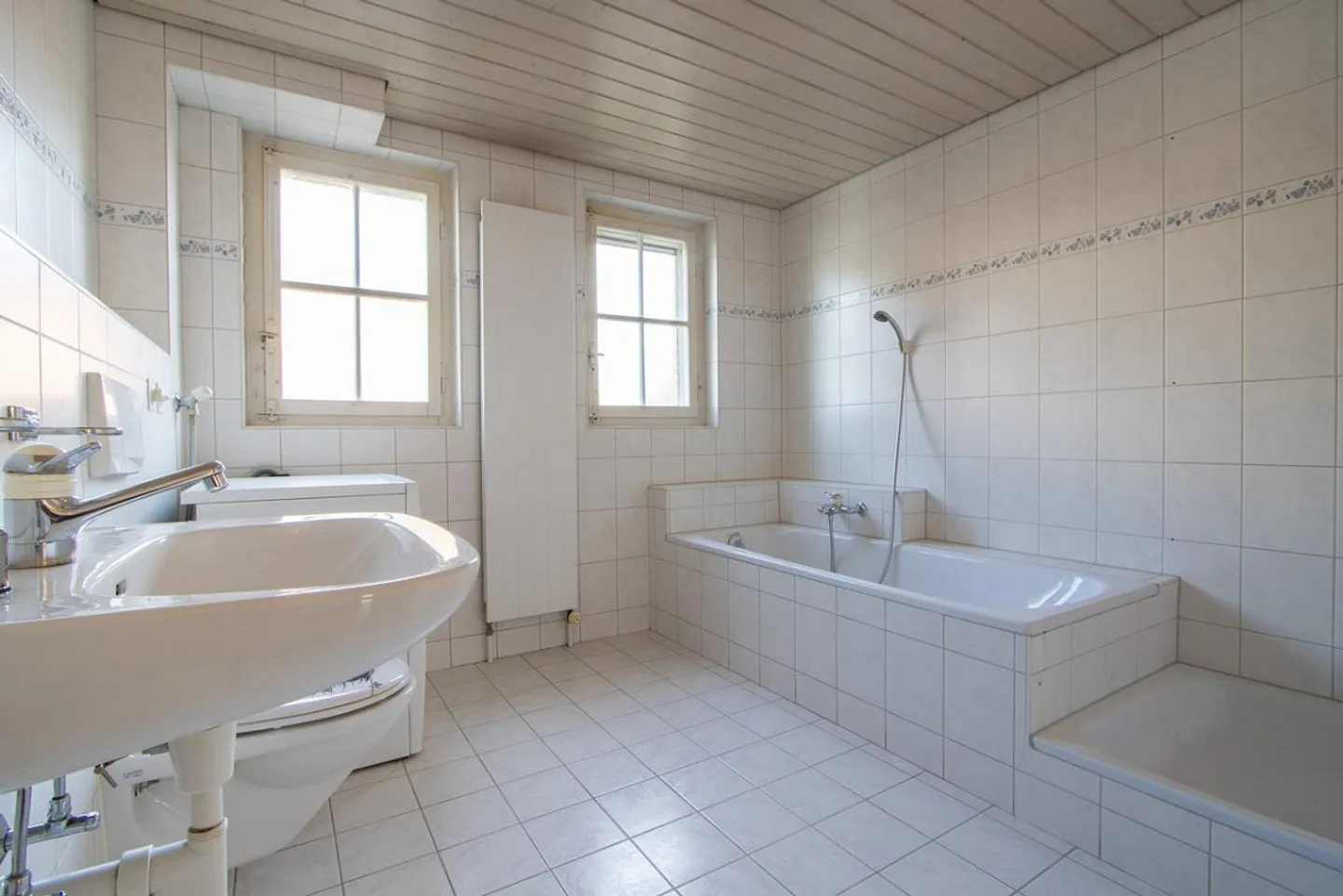 Duplex avec espace commercial - Photo 10 sur 22