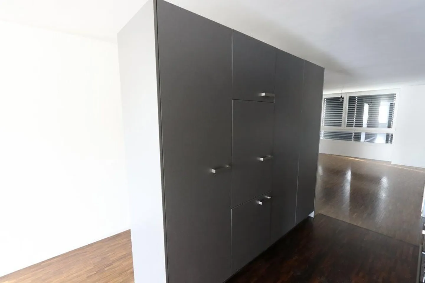 Appartamento moderno a Biel - Foto 3 di 9