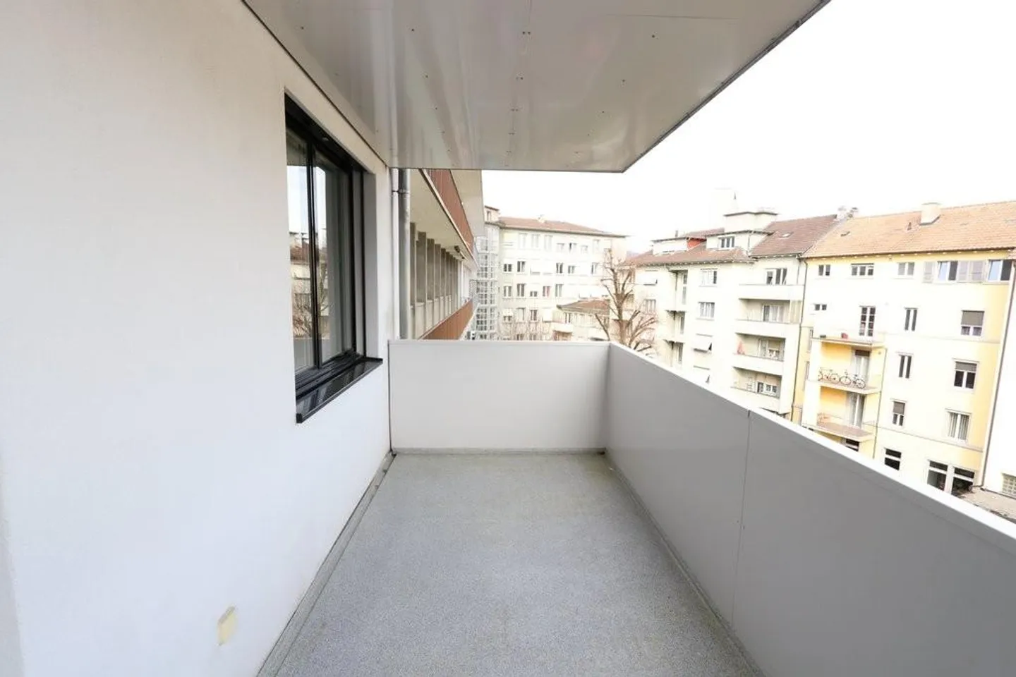 Appartamento moderno a Biel - Foto 8 di 9