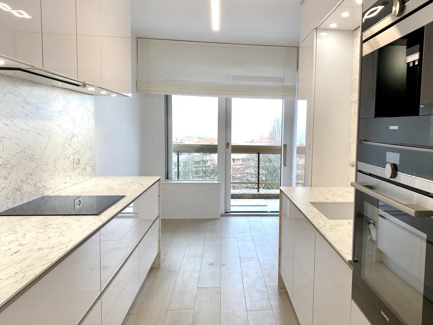 Appartamento 5.5 stanze - Foto 2 di 6