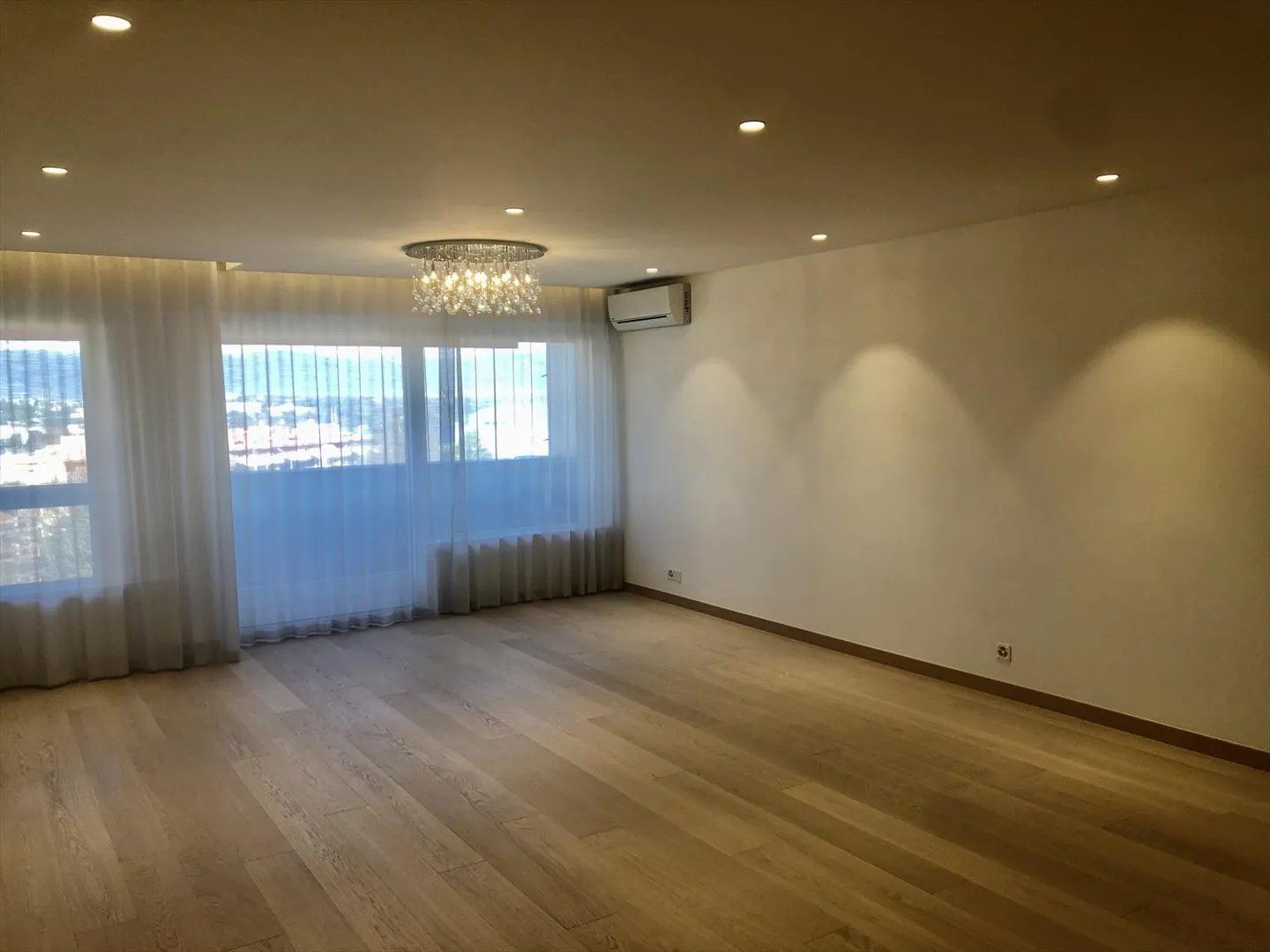 Appartamento 5.5 stanze - Foto 5 di 6