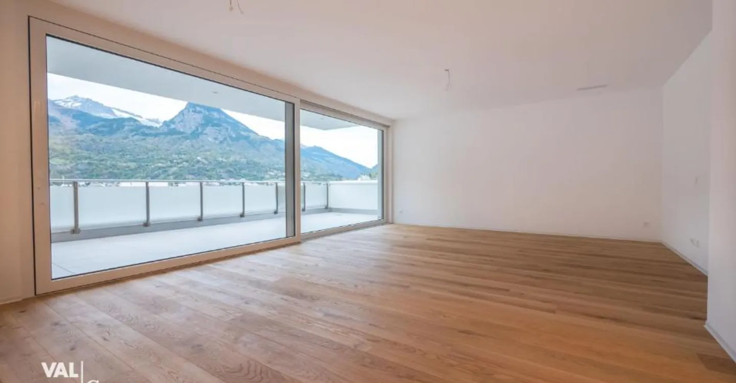 High-quality penthouse apartment with beautiful views - Photo 2 of 10