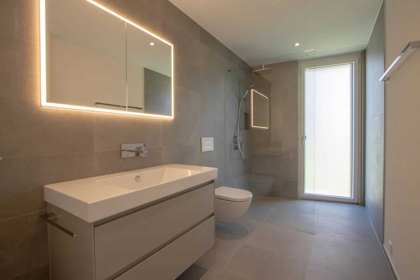 Appartement moderne de 3,5 pièces à proximité du lac - Photo 6 sur 9