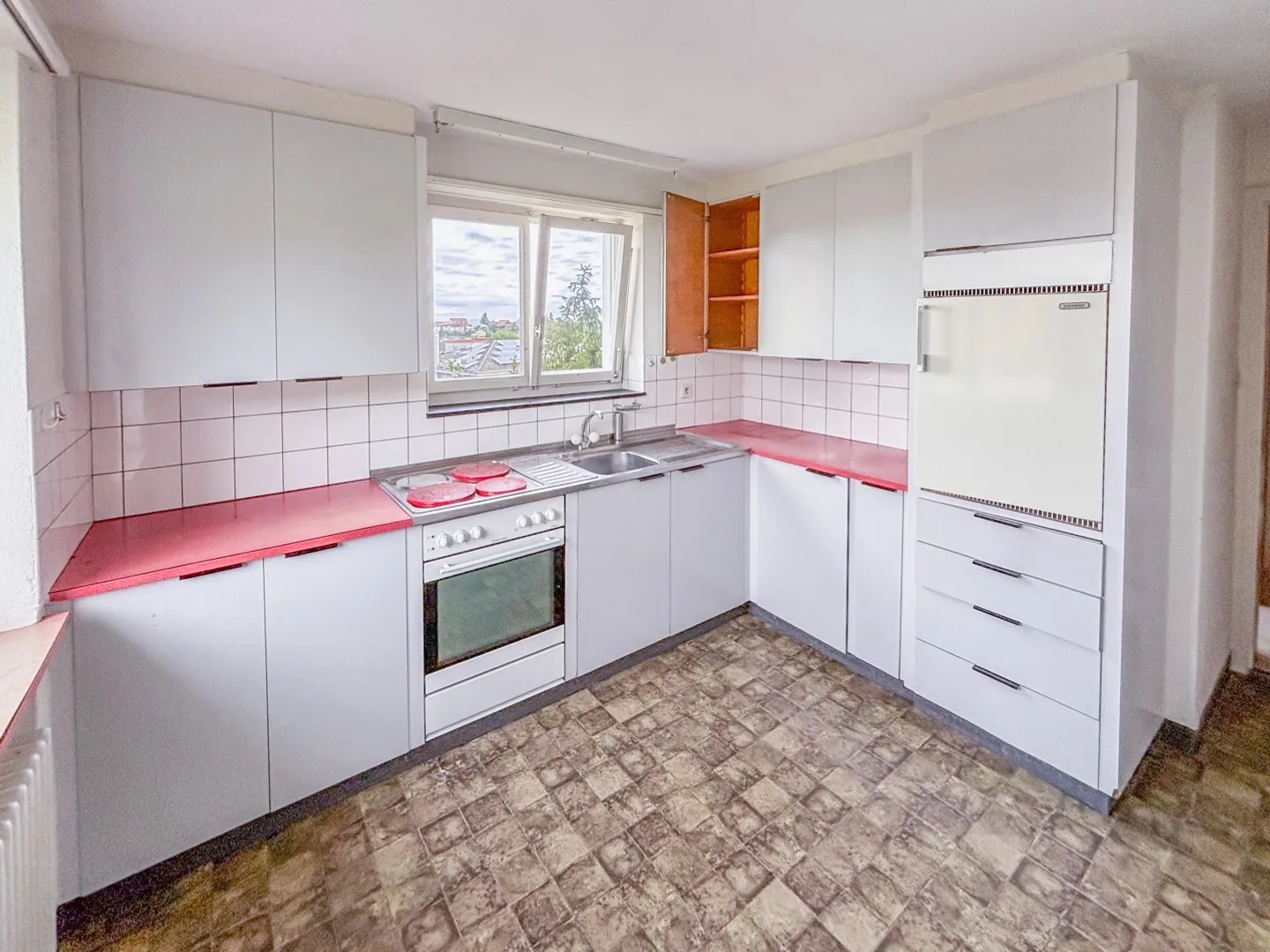 maison individuelle bien ensoleillée dans un endroit calme - Photo 8 sur 10