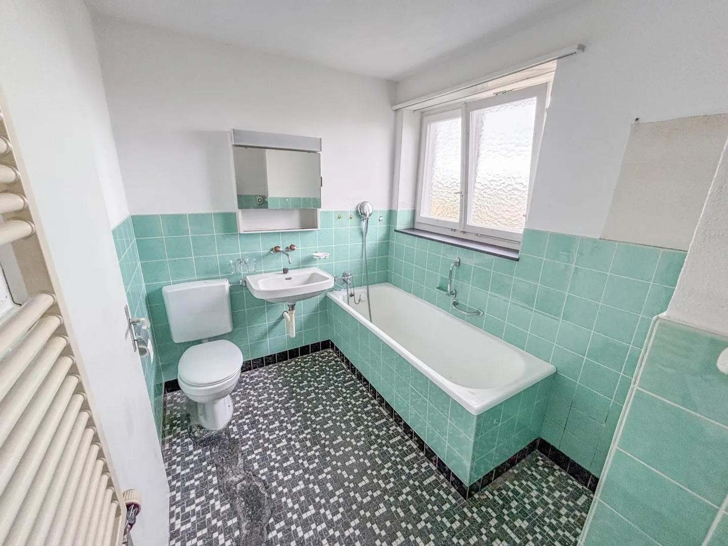 maison individuelle bien ensoleillée dans un endroit calme - Photo 9 sur 10