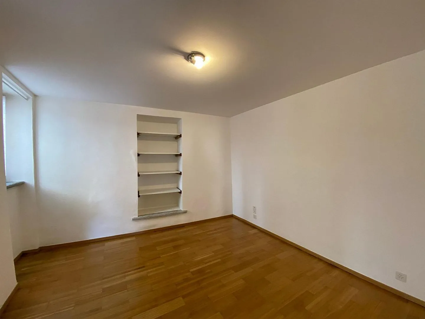 Appartamento con Giardino a Solduno - Foto 14 di 23