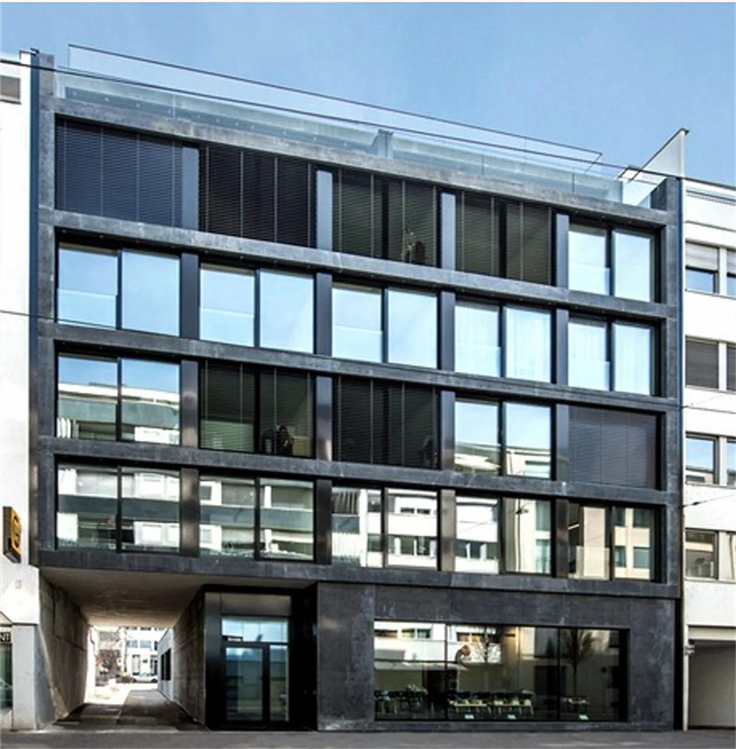 Moderne 3-Zimmerwohnung im Gundeli inkl. Dachterrasse mit Whirlpool - Foto 1 von 17