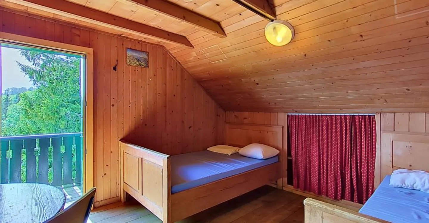 Grand chalet in the heart of nature and close to Vevey and Montreux - Photo 5 of 15